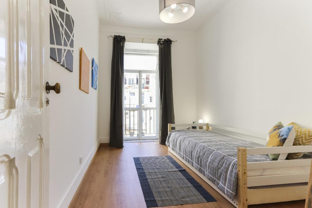 Charming Avenida By Homing Apartment Lisbon Luaran gambar
