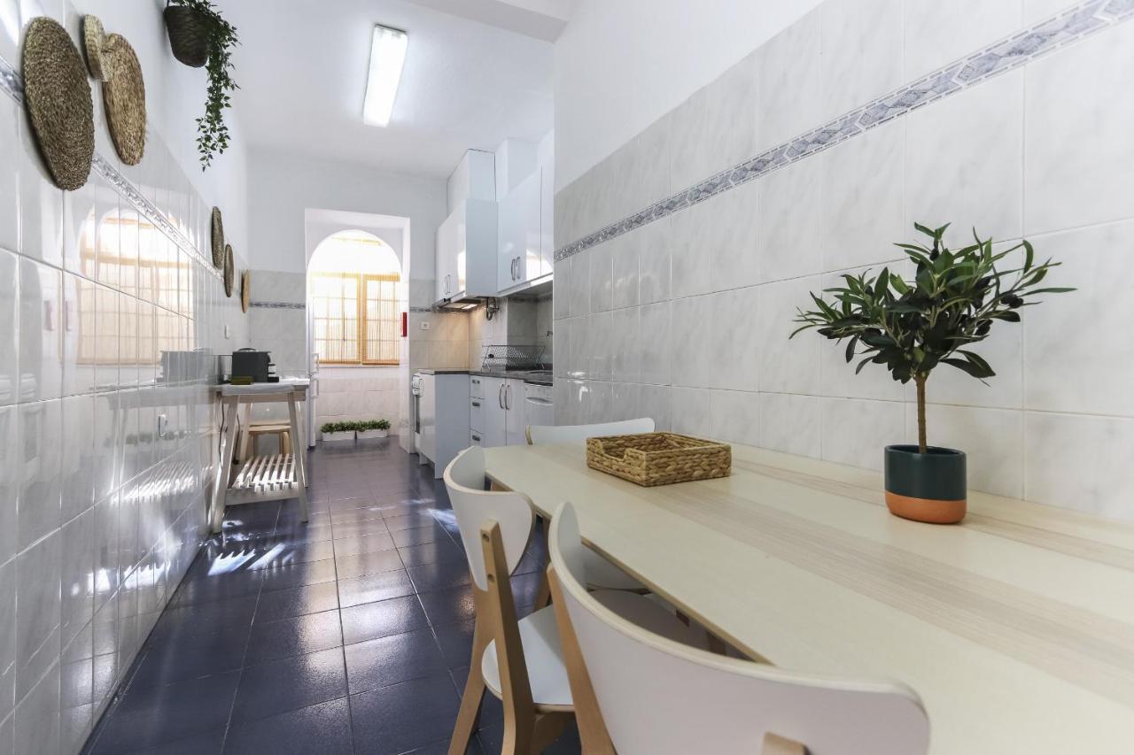 Charming Avenida By Homing Apartment Lisbon Luaran gambar